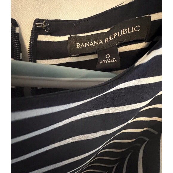 Banana Republic Dress Navy Stripe Flutter Sleeve Pockets Size 0 Summer Sailing - Picture 4 of 9
